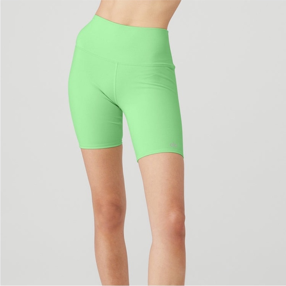 Alo Yoga Women's Green High-Waisted Biker Shorts
